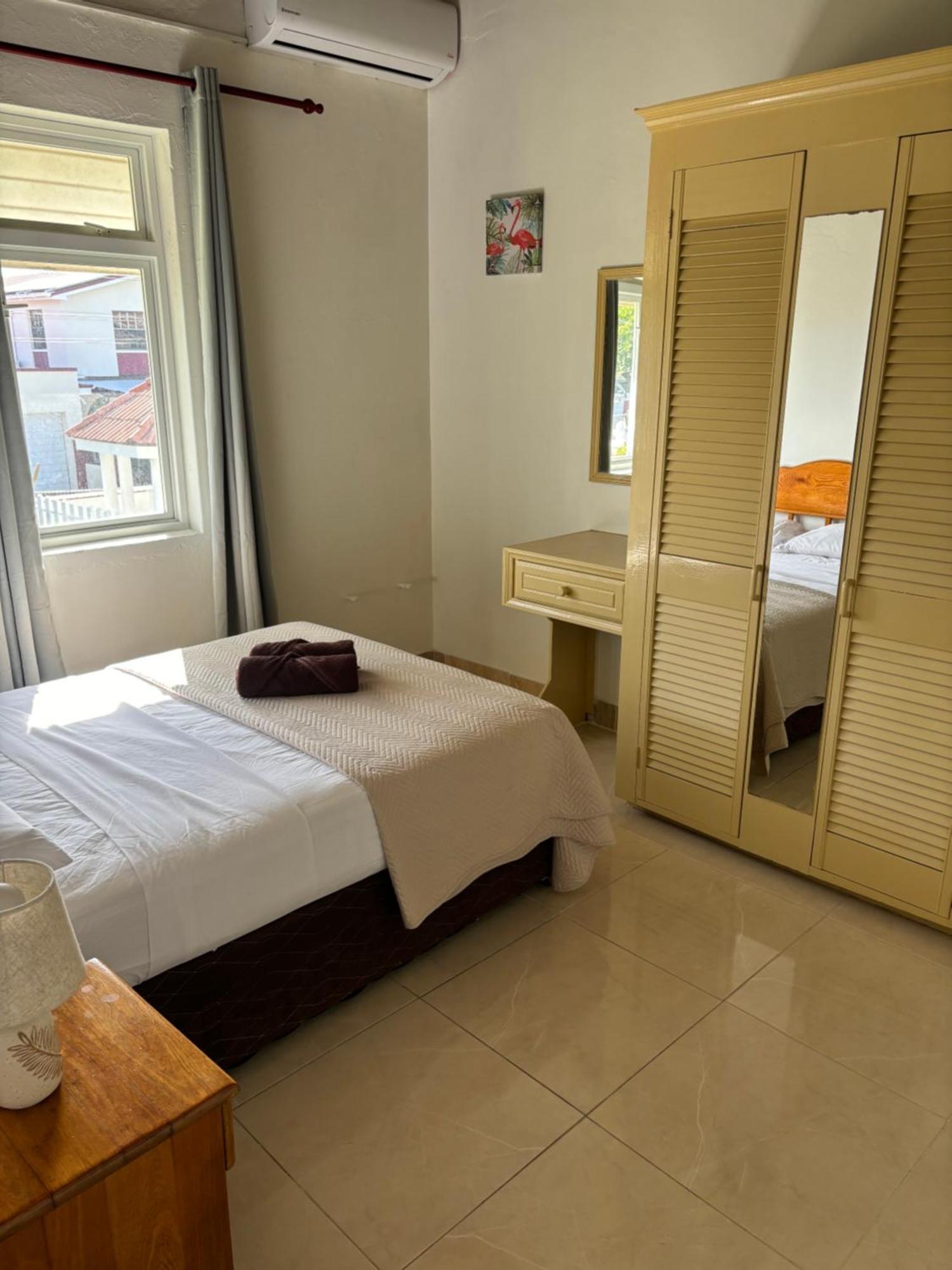 Rose Apartments Christ Church Ngoại thất bức ảnh