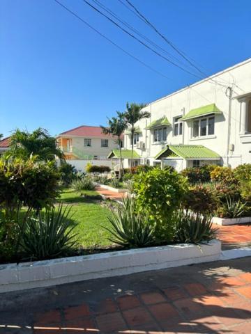 Rose Apartments Christ Church Ngoại thất bức ảnh